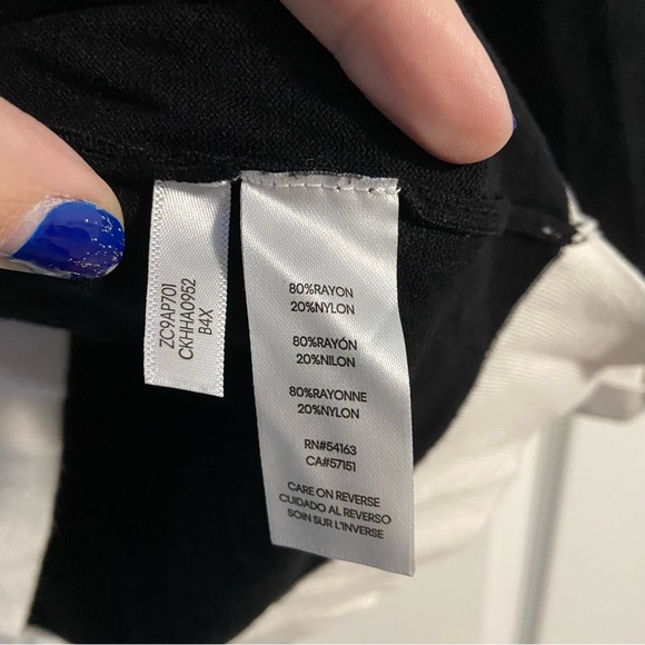 Calvin Klein Women’s Black & Off-White 3/4 Sleeve Collared Sweater Size L - Picture 12 of 12